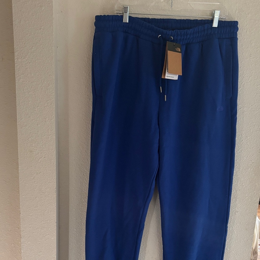 The North Face men’s TNF blue relaxed fit sweats